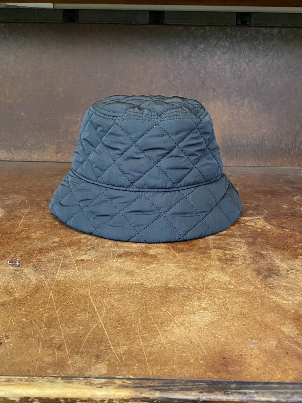 H&M Quilted Nylon Puffer Bucket Hat Black Medium Unisex